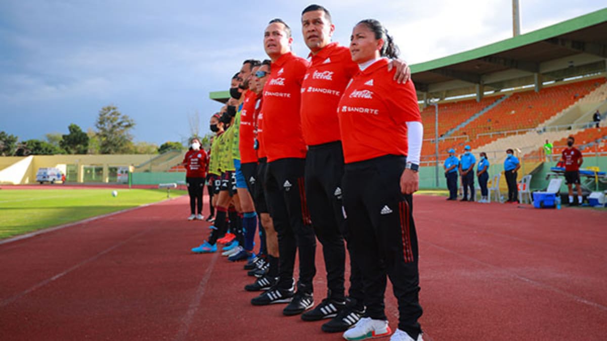 Mónica Vergara cree que tienen un gran comienzo rumbo al Mundial; “todavía tenemos áreas por mejorar”
